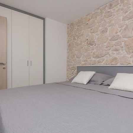 Apartmani Mustaca Dvori Privlaka  Exterior foto