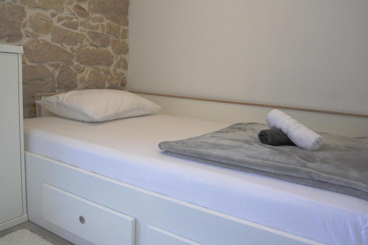 Apartmani Mustaca Dvori Privlaka  Exterior foto
