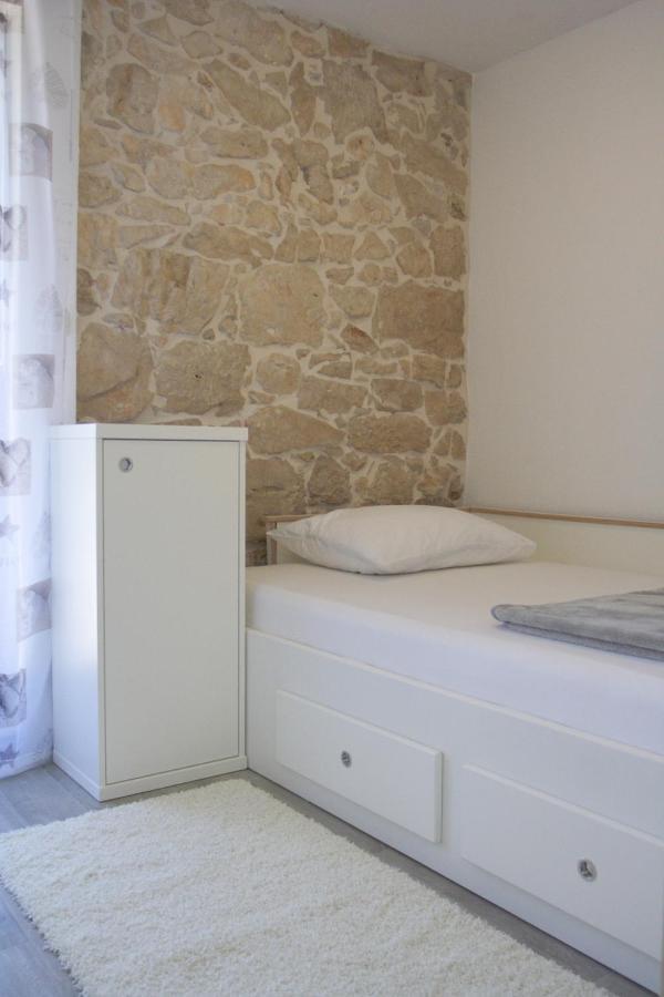 Apartmani Mustaca Dvori Privlaka  Exterior foto